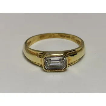 Prsten Zlatý dámský prsten se zirkonem