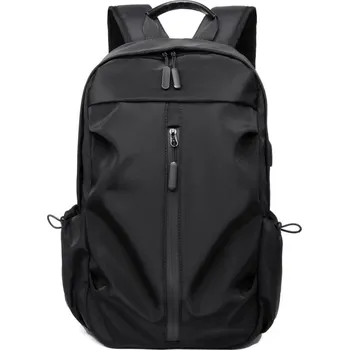 Horské kolo Voděodolný batoh s USB portem - Černý