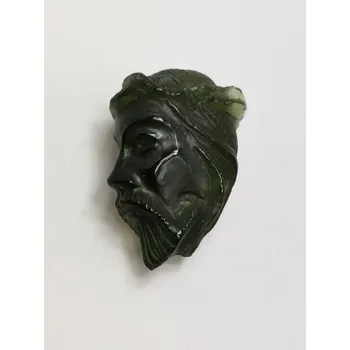 Drahý kámen Vltavín glyptika hlava Ježíše