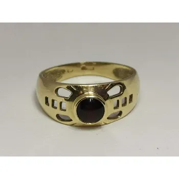 Prsten Zlatý dámský prsten s přírodním almandinem