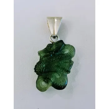 Přívěsek Vltavínový přívěšek draka s ouškem ze stříbra