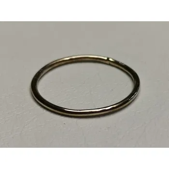 Prsten Zlatý prsten hladký z bílého zlata