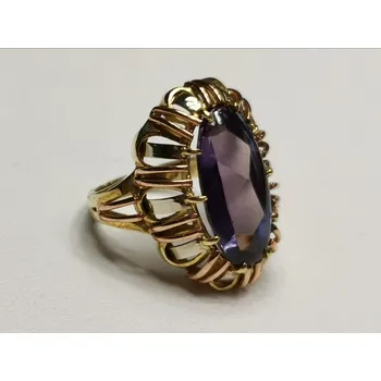 Prsten Zlatý dámský prsten s přírodním ametystem