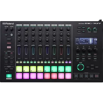 Syntetizátor Roland MC-707 + prodloužená záruka 3 roky