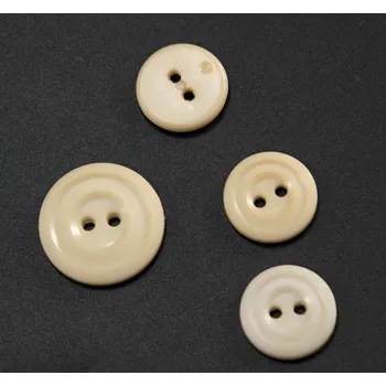 Knoflík Dírkový knoflík - smetanový - průměr 1,5 cm