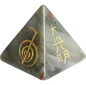 Přírodní kámen Ametystová čakrová pyramida | reiki pyramida, přírodní krystal - krvavý kámen