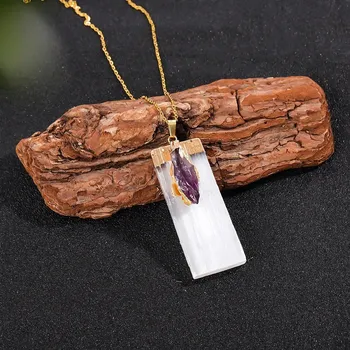 Přívěsek Ametystový přívěsek s minerálem a selenitem | energetický šperk | krystalový amulet - Ametyst