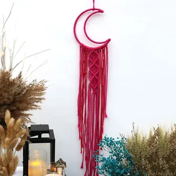 Lapač snů Macramé lapač snů do dětského pokoje | lapač snů | nástěnná dekorace - Růžový červený měsíc