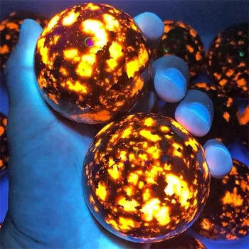 Magické svítící koule sodalit | kouzelný minerál | sbírka kamenů - Barva , 2 cm