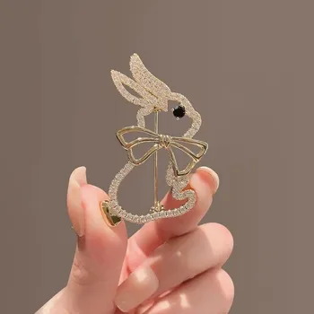 Brož Brož se štrasem | Květinová brož, Šperková brož - XZ289