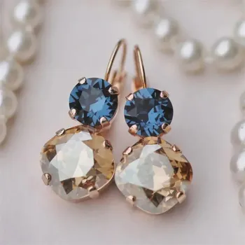 Náušnice Visací náušnice s modrým kamenem ve zlaté barvě | dámské náušnice, luxusní náušnice