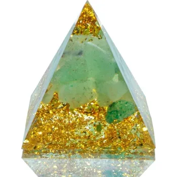 Krystalová pyramida pro meditaci a energii | čakrová pyramida, meditační pomůcka - Zelený fluorit