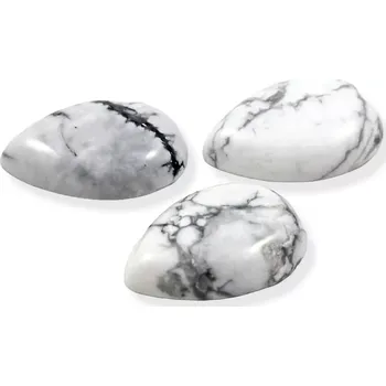 Drahý kámen Magnezit kabošon 25x18mm – 1 ks