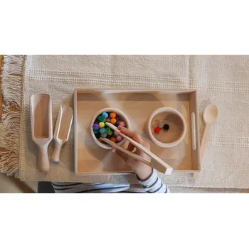 Dřevěná hračka Montessori Sada na Přesypávání