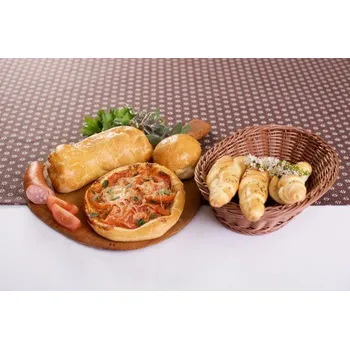 Pekárna Anežka s.r.o Klobásová bulka - 95g