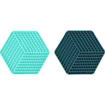 Hračka pro psa Lízací podložka Leki hexagon 22,4x19,5 mix barev Flamingo