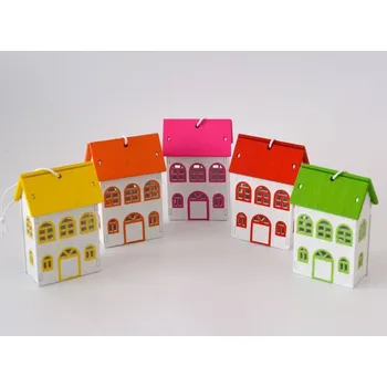 Dřevěná dekorace - Domeček s okénky 3D - ZELENÝ