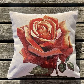 Dekorativní polštářek BYTEMA Gobelínový povlak na polštář RŮŽE KVĚT 45 x 45 cm