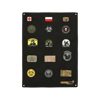 Nášivka 8FIELDS Víceúčelová podložka - Black [8FIELDS]