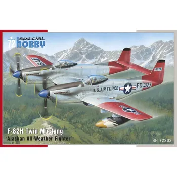 Plastikový model 1:72 North American F-82H Twin Mustang „Alaskan All Weather Fighter“