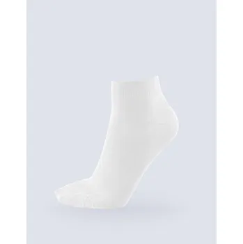 Dámské ponožky GINA dámské ponožky střední, bezešvé, jednobarevné Bambusové ponožky 82004P Barva: Bílá, Velikost: 35/38