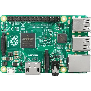 Stolní počítač Raspberry Pi 2 Model B v1.2