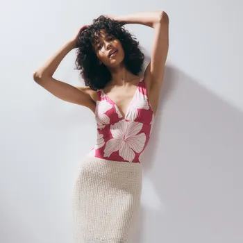 Dámské plavky Reserved - Jednodílné plavky - svítivě růžová - 578CR-42X - 578CR-42X-38