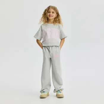 Dívčí kalhoty Reserved - Kalhoty s širokými nohavicemi a postranním pruhem - světle šedá - 866GO-09X - 866GO-09X-164