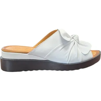 Dámské pantofle Wild 3783353 White Dámské pantofle 37