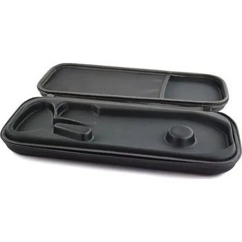 Zdravotnický oděv Černé pouzdro na stetoskop s elegantním designem a funkčností od drinuniforma