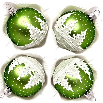 Vánoční ozdoba Sada zelených skleněných koulí se zasněženým lesem (Sada 4 ks, velikost 8 cm) IRISA Velikost: 8 cm, Balení: 4 ks, Barva: zelená