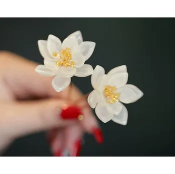 Souprava šperků B-TOP Sada 2ks vlásenek Bílý Květ