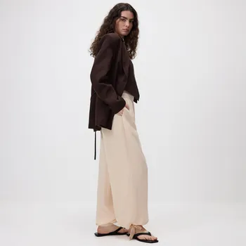 Dámské kalhoty Reserved - Kalhoty joggers s vázáním v pase - broskvová - 444FM-24X - 444FM-24X-M