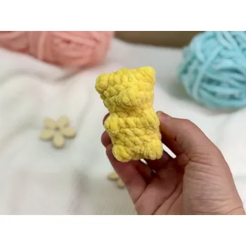 plyšák Háčkovaný gumový medvídek - Žlutý