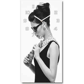 Hodiny Nástěnné hodiny Žena v brýlích