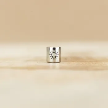 Korálek Slunce Barva: Stříbrná