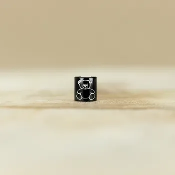 Dětské navlékací korálky Medvěd Barva: Černá