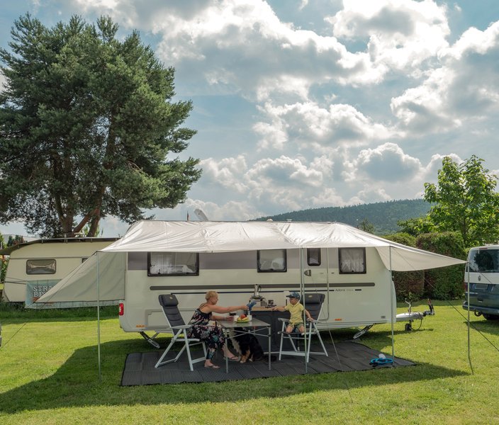 REIMO TENT Univerzální sluneční clona Como - 200 cm až 900 cm Varianta: Šířka: 400 cm, světle šedá