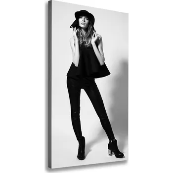 Obraz Vertikální Foto obraz na plátně Žena v černém