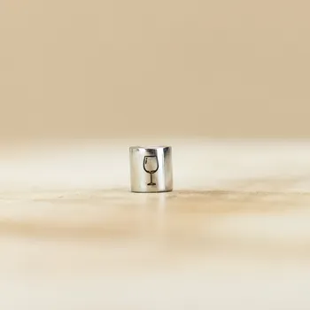 Korálek Víno - na prstýnek Barva: Stříbrná