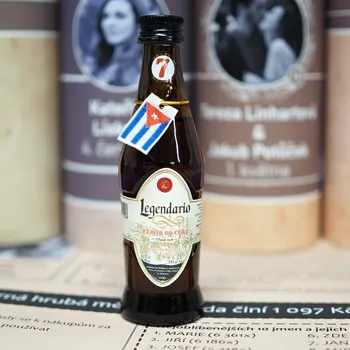 Rum Doplňky k novinám v tubusu Legendario rum 0,05 l