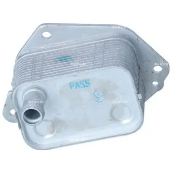 Chladič motoru Olejový chladič, motorový olej NRF 31159