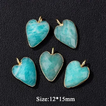 Přívěsek Přírodní přívěsek ve tvaru srdce | šperky ruční výroba 2 ks - Č.19 Tmavý amazonit