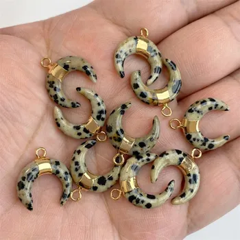 Přívěsek Přírodní přívěsek ve tvaru měsíce | minerál na řetízek 3 ks - dalmatský