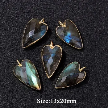 Přívěsek Přírodní přívěsek ve tvaru srdce | šperky ruční výroba 2 ks - Č. 8 Labradorit