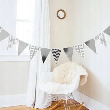 Girlanda dekorace banner vlajky stříbrná