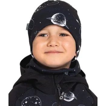 Čepice DĚTSKÁ ČEPICE FLEECOVÁ NESPADENÁ SPORTY, velikost S-L Velikost: S, Vzor: Planety černá