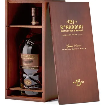 Rum Nardini Grappa, Riserva, 15y, Distilleria Nardini, 45%, 0,7l, v dřevěné kazetě