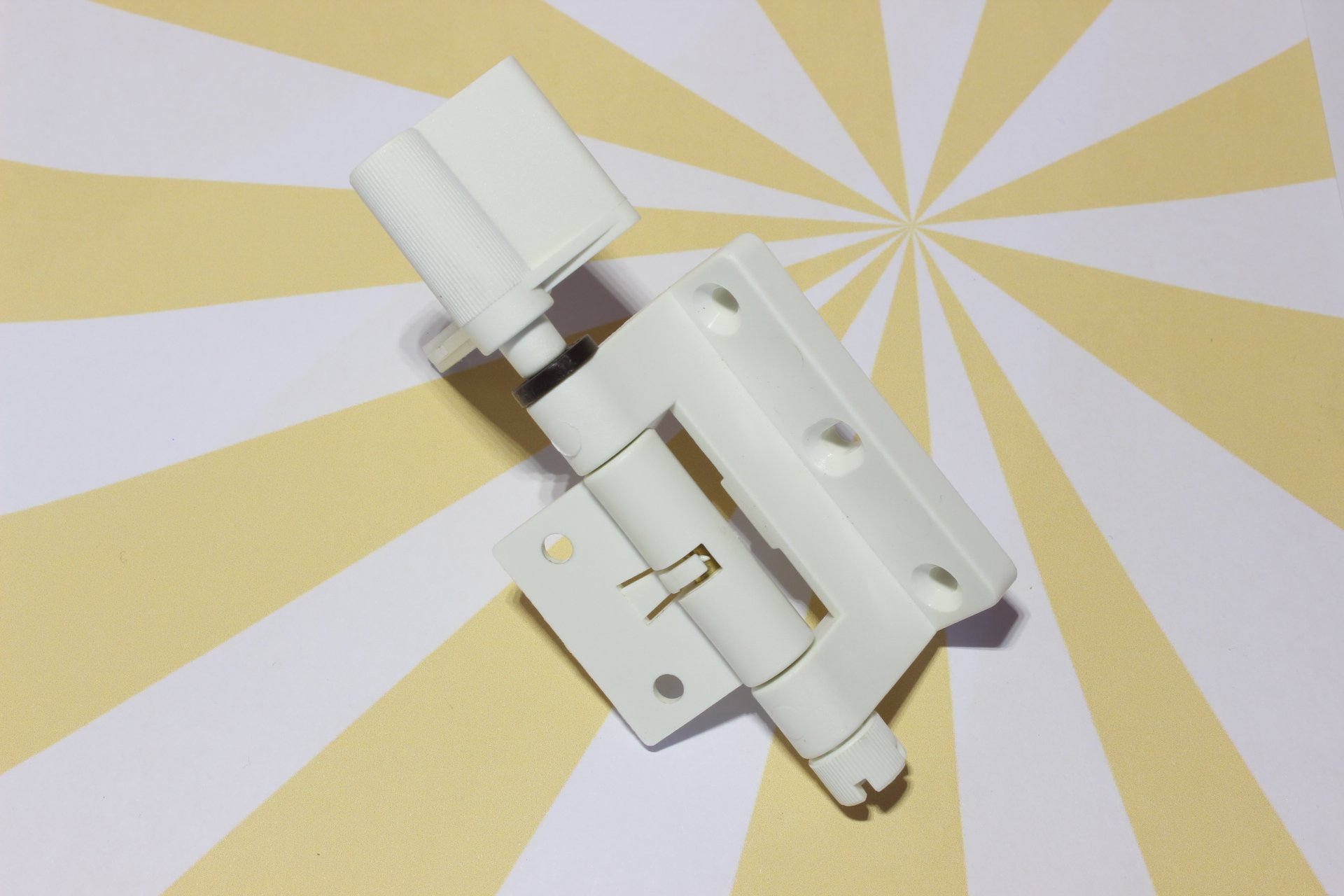 Samozavírací pant pro dveřní sítě plastový