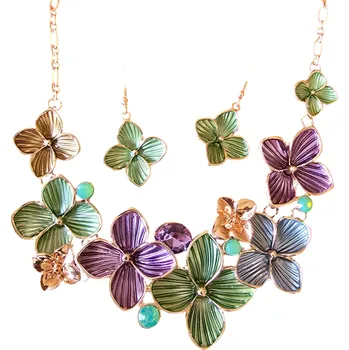 Souprava šperků Amorino Sada - Čtyřlístek Barva: Zelená